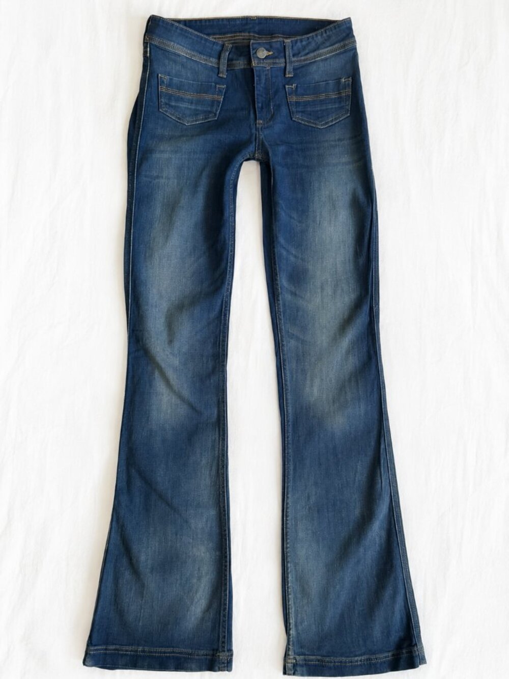 MNG by Mango Bootcut Jeans Size 6 Medium Wash Mid Rise Stretch Denim 33 Inseam